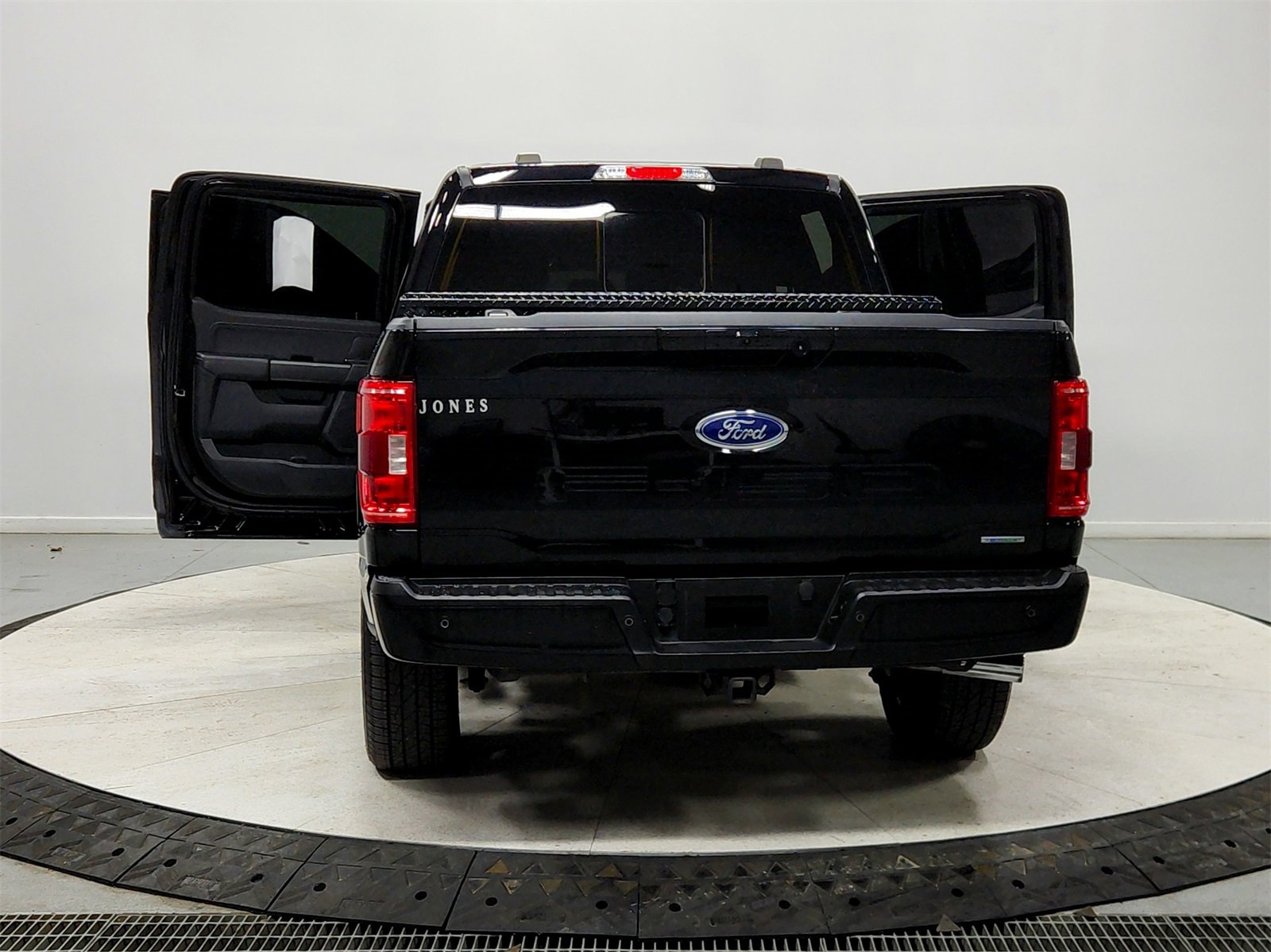 Used 2022 Ford F150 XLT w/ Equipment Group 302A High image 14