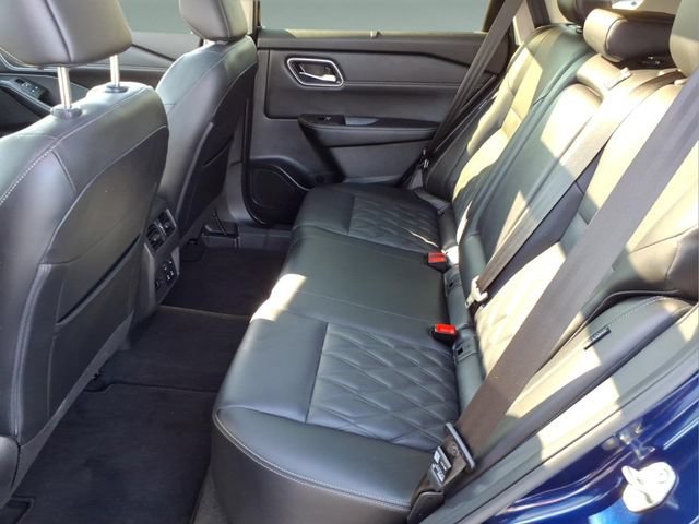 Certified 2024 Nissan Rogue Platinum w/ Platinum Premium Package AWD/4WD image 19