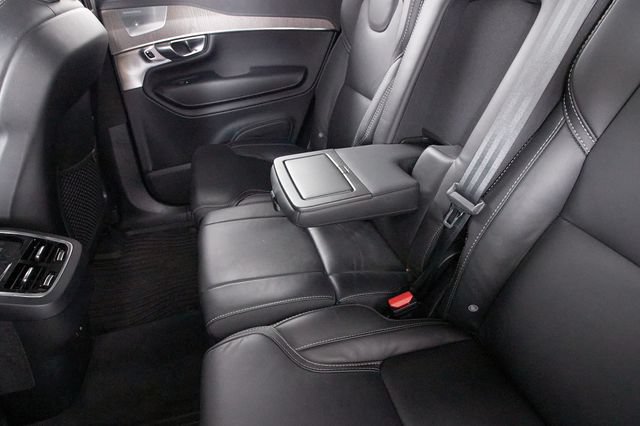 Certified 2023 Volvo XC90 B6 Ultimate w/ Lounge Package AWD/4WD image 21
