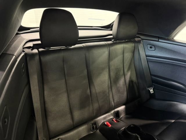 Used 2015 BMW M235i Convertible image 31