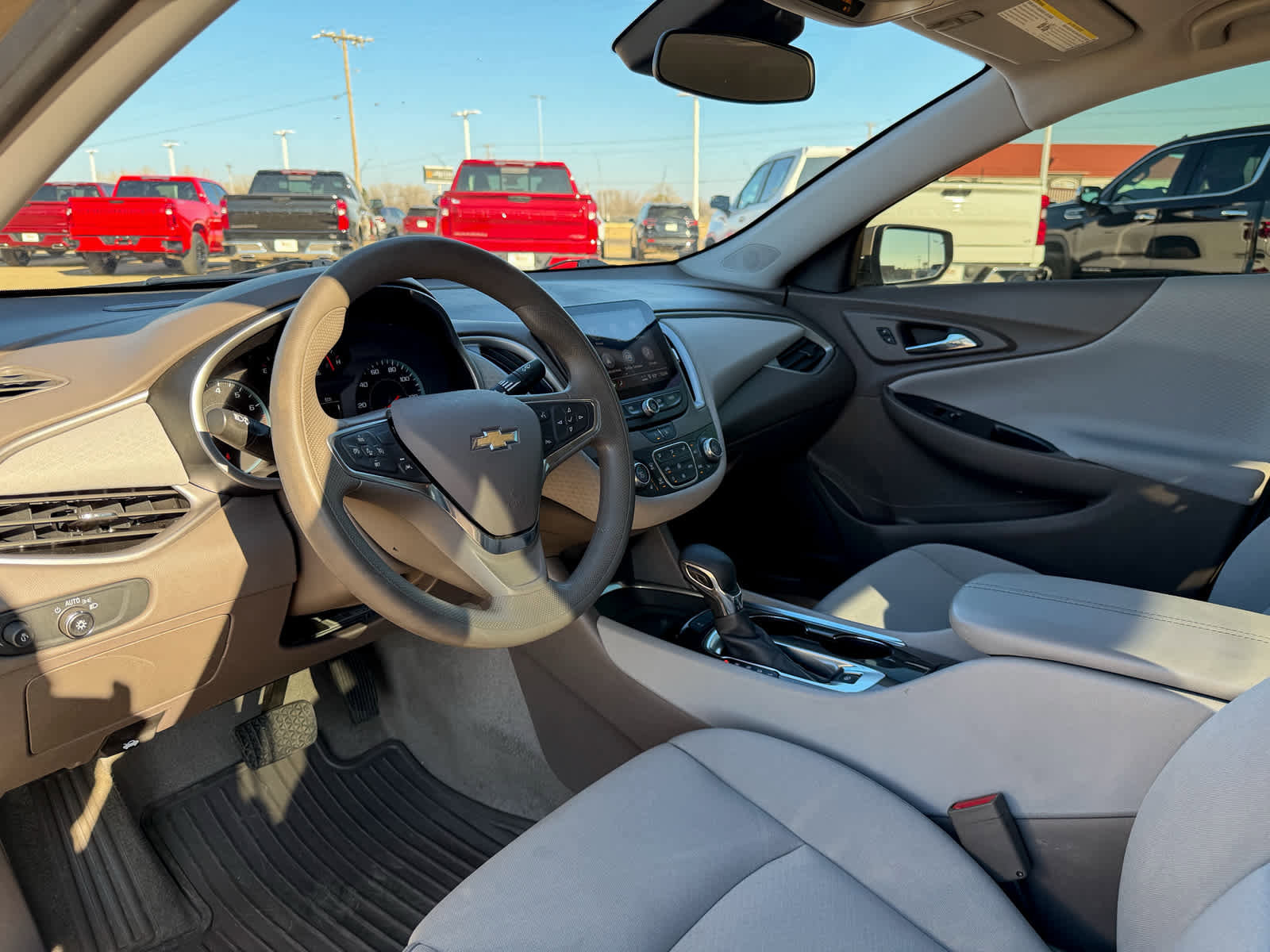 Used 2024 Chevrolet Malibu LT image 11