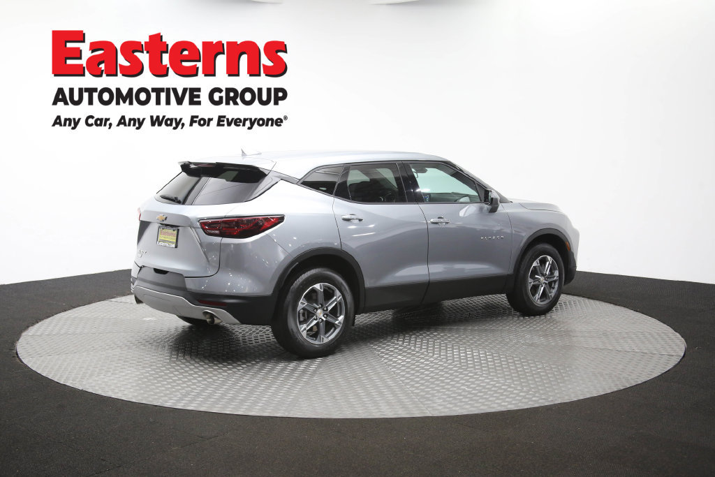 Used 2025 Chevrolet Blazer LT FWD image 46
