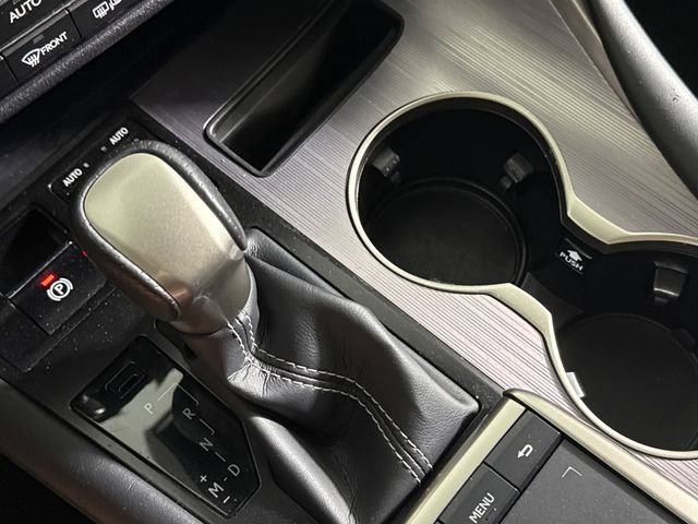 Used 2022 Lexus RX 350 F Sport w/ Accessory Package AWD/4WD image 38