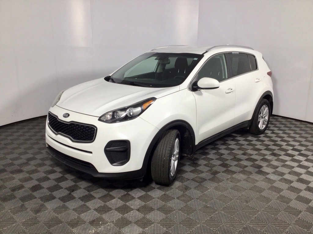 Used 2017 Kia Sportage LX w/ LX Popular Package image 6