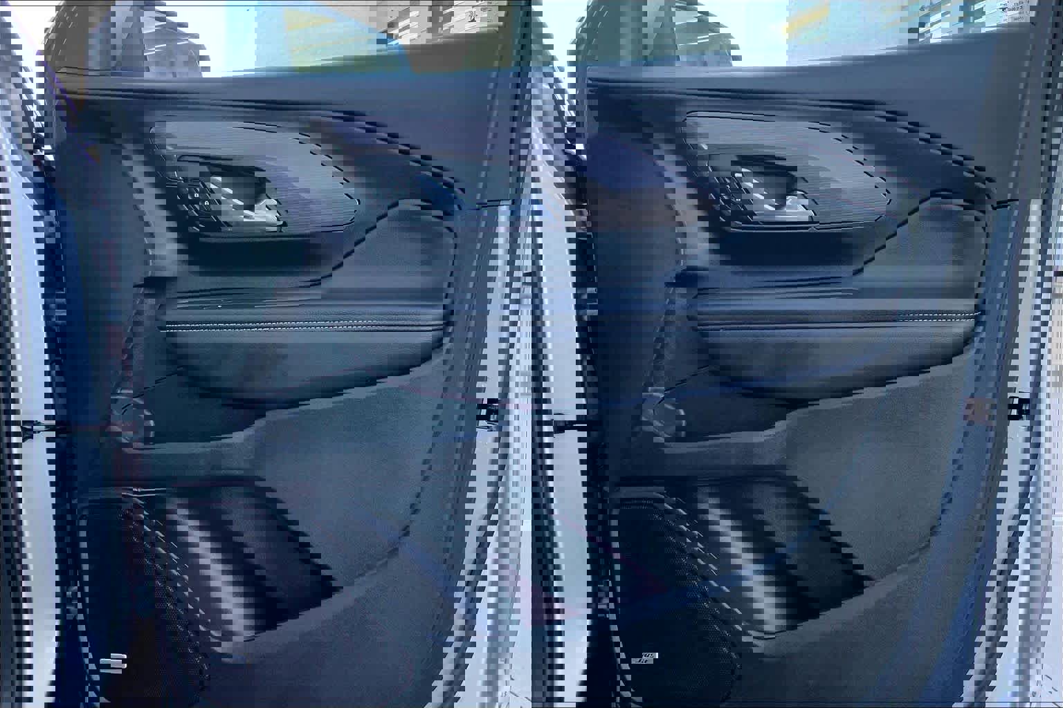 Used 2024 GMC Terrain Denali w/ Denali Premium Package image 19