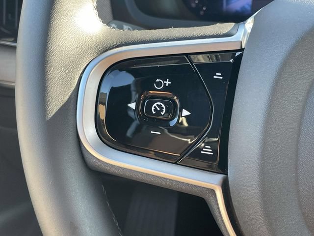 Certified 2026 Volvo XC90 B5 Plus AWD/4WD image 22