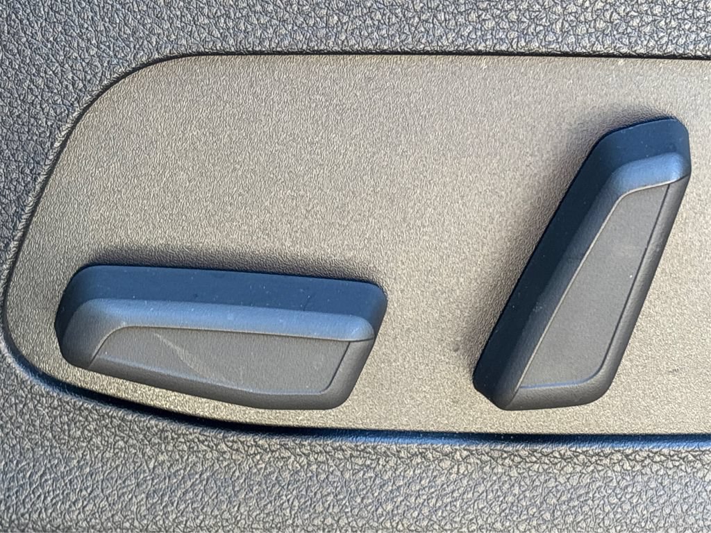 New 2025 Kia Carnival SX Prestige FWD image 33
