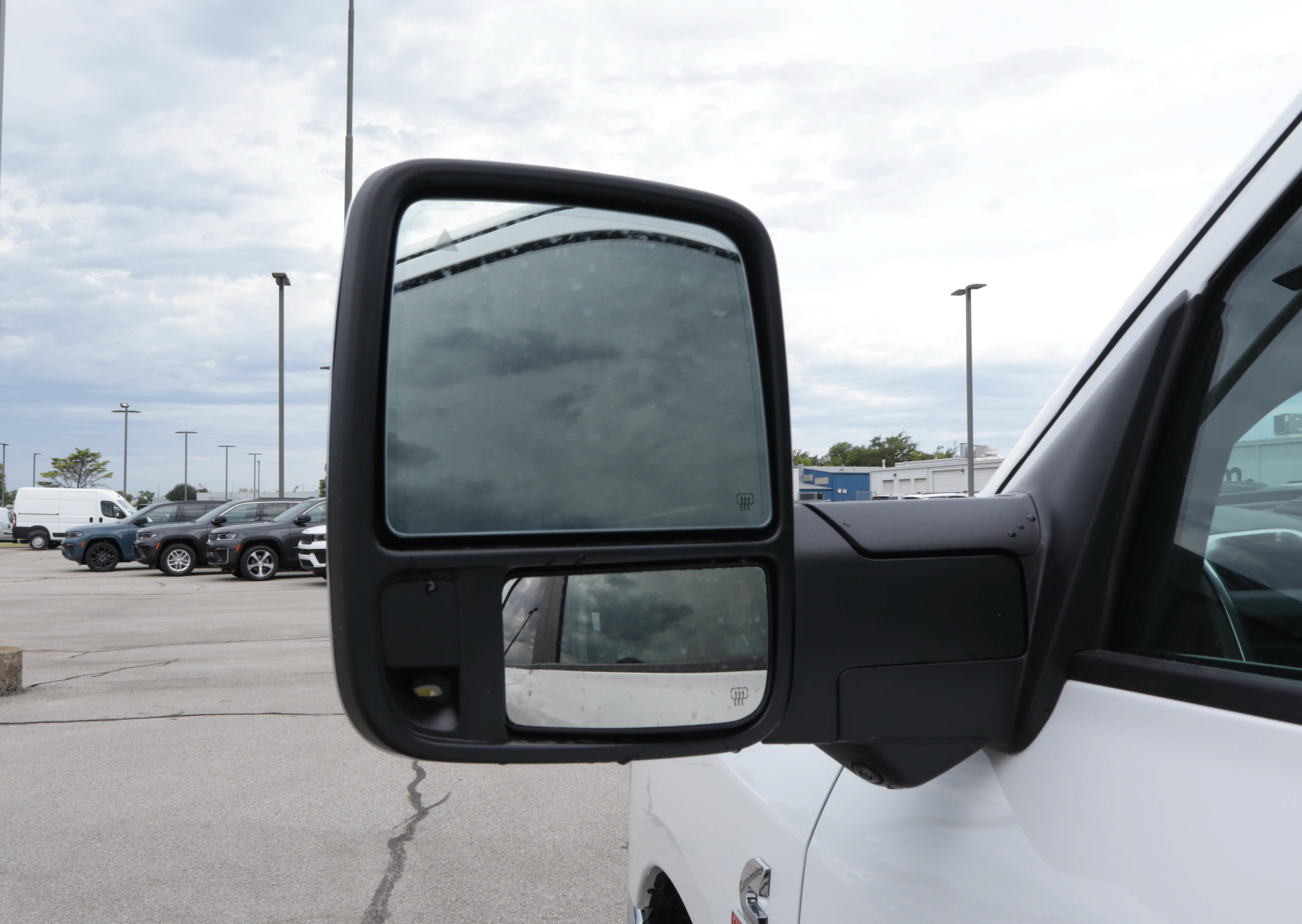 New 2027 RAM 3500 Laramie w/ Towing Technology Group AWD/4WD image 11