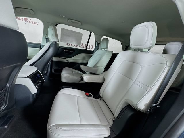 New 2026 Lincoln Aviator 2WD image 25