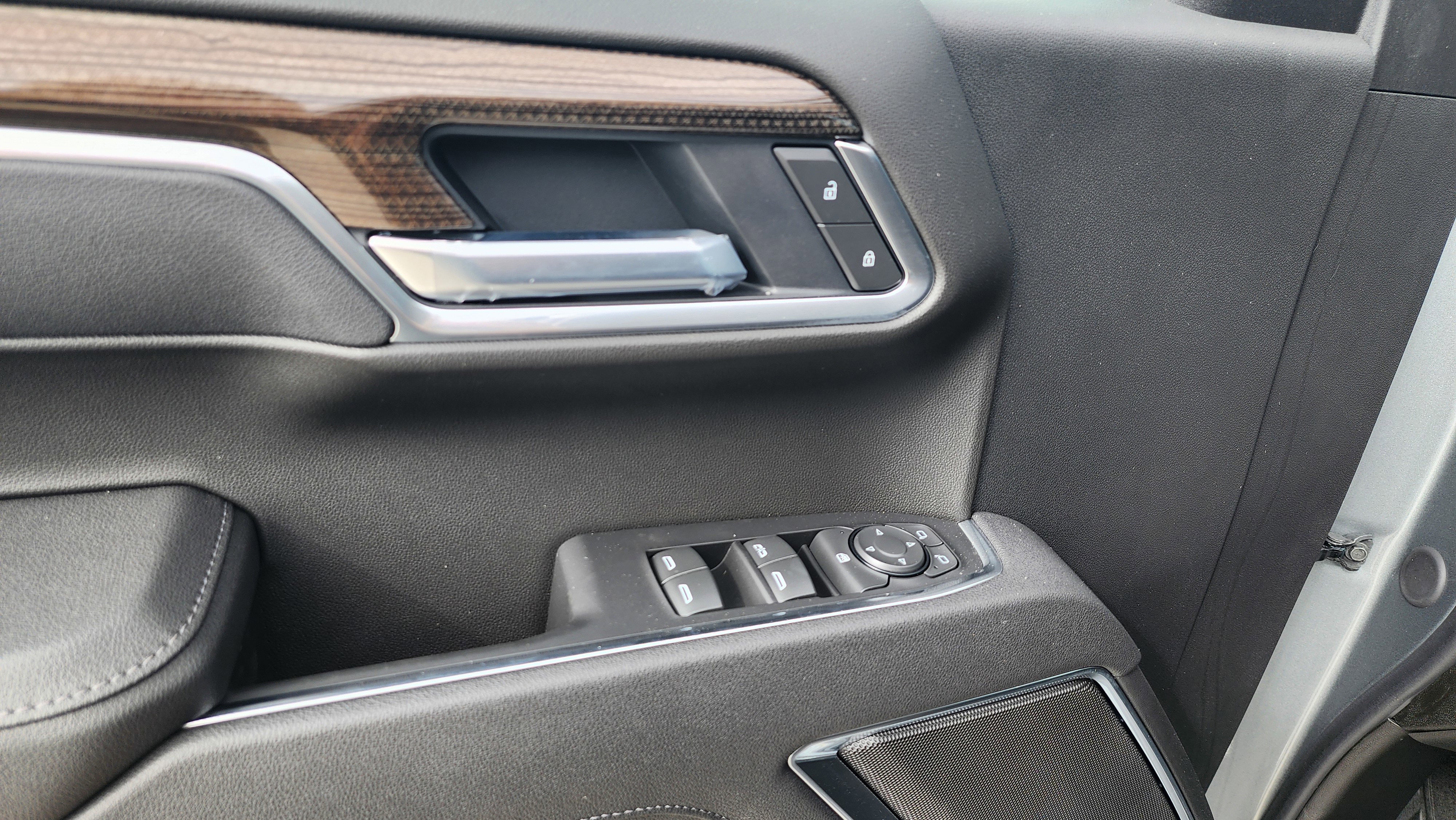 New 2026 Chevrolet Silverado 1500 LT image 12