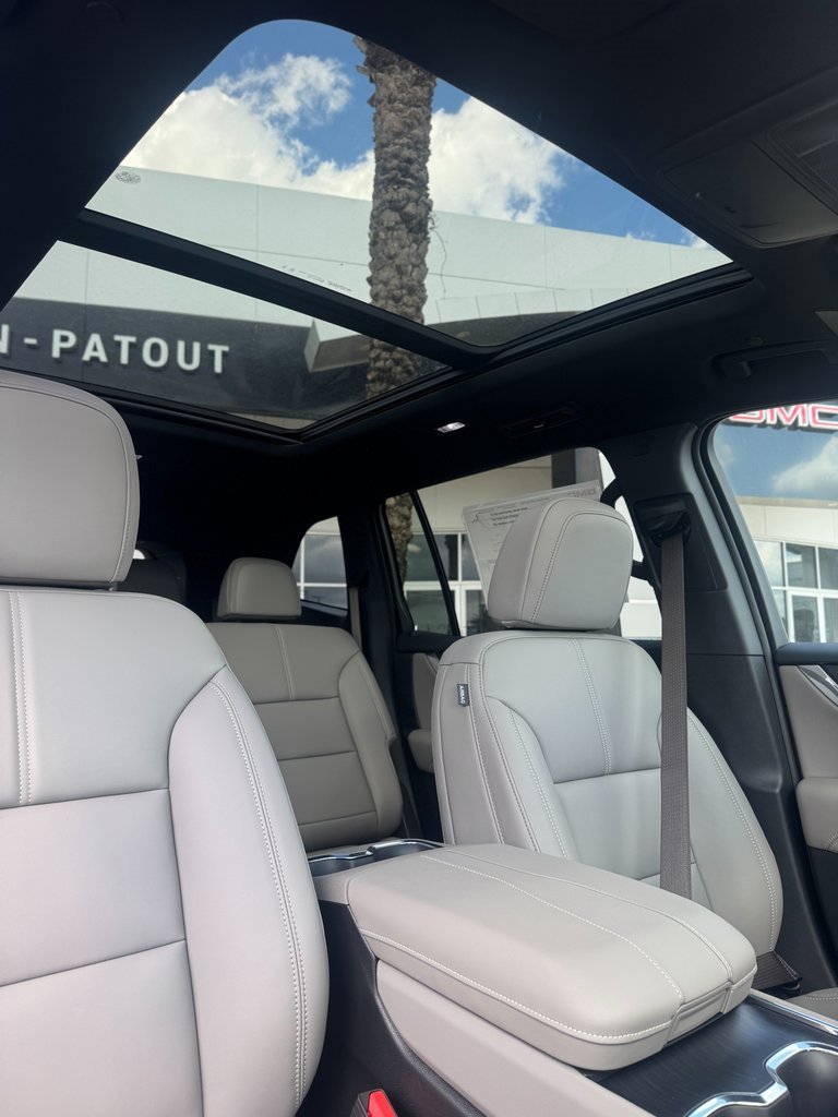 New 2026 GMC Acadia Elevation w/ Elevation Premium Package image 13