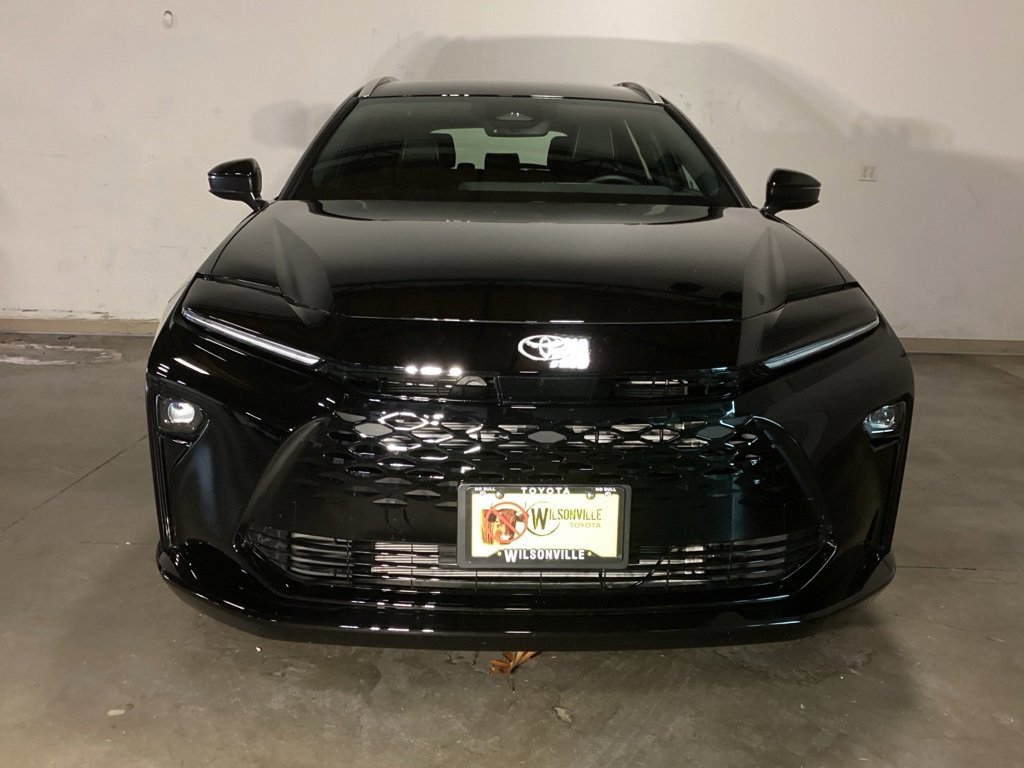 Used 2025 Toyota Crown Signia image 15