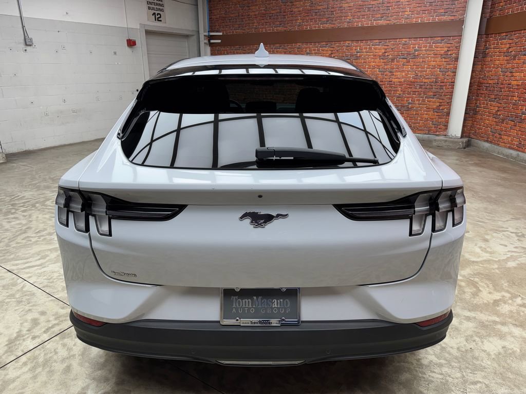 Used 2021 Ford Mustang Mach-E Select image 4