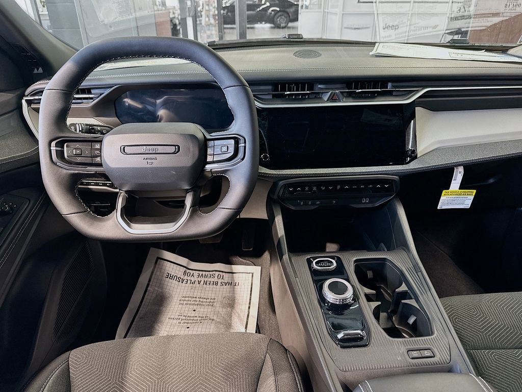 New 2026 Jeep Cherokee Laredo image 24