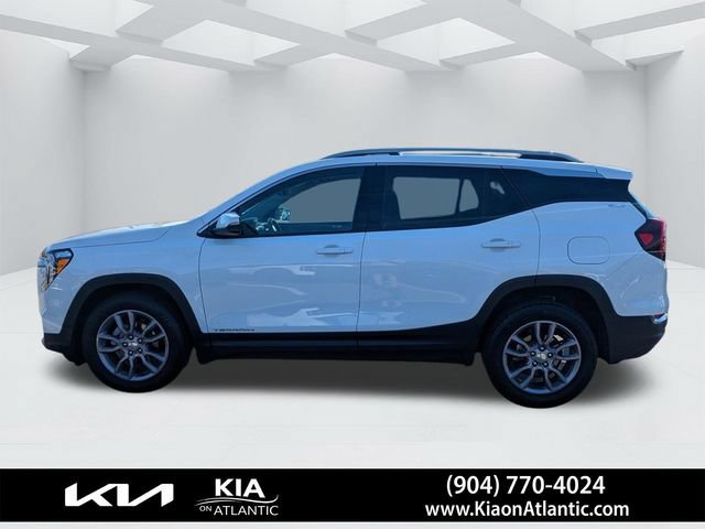 Used 2024 GMC Terrain SLT AWD/4WD image 6