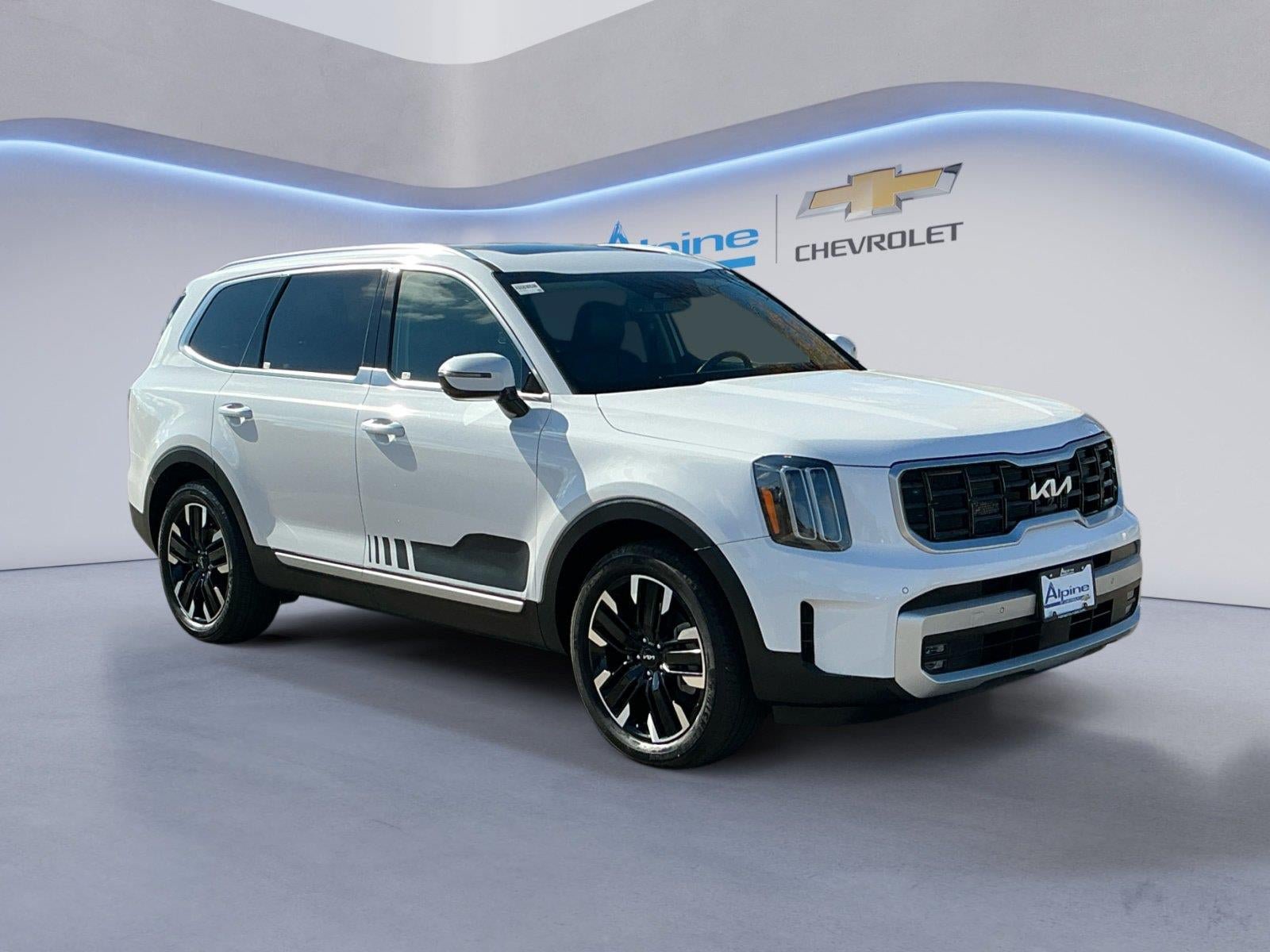 Used 2025 Kia Telluride SX w/ SX Captain's Chair Package AWD/4WD image 7