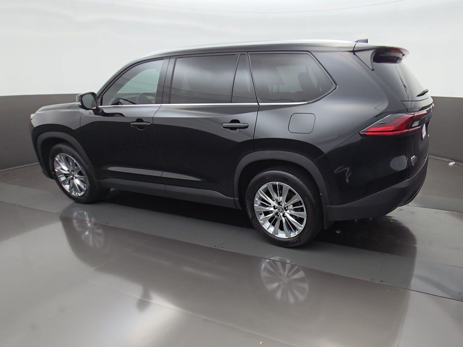 Certified 2026 Toyota Grand Highlander AWD image 6