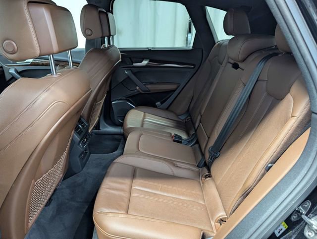 Used 2020 Audi Q5 2.0T Premium Plus w/ Premium Plus Package AWD/4WD image 9