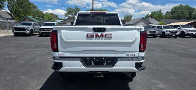 Used 2023 GMC Sierra 2500 AT4 w/ AT4 Premium Plus Package AWD/4WD image 5
