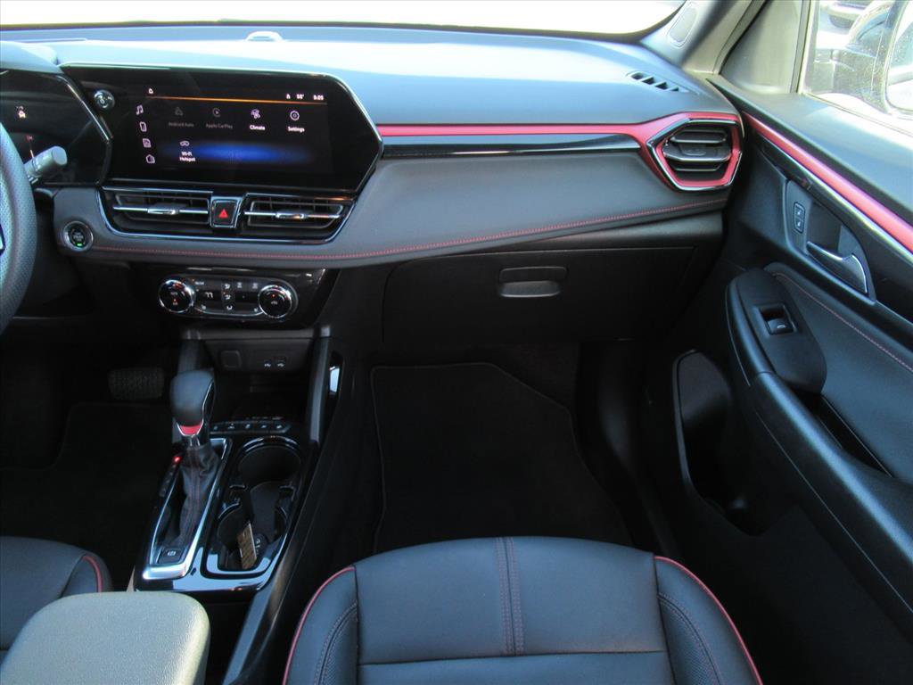 Used 2024 Chevrolet TrailBlazer RS w/ Convenience Package image 14