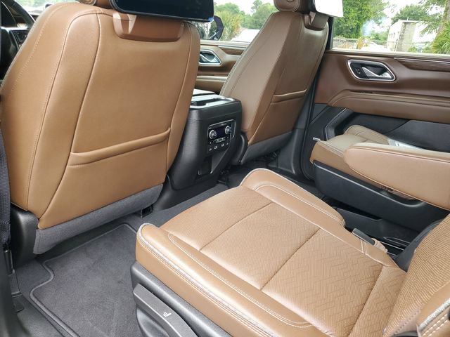 Certified 2024 Chevrolet Tahoe High Country w/ Advanced Technology Package AWD/4WD image 15