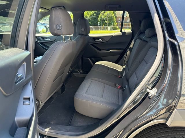 Used 2025 Chevrolet Equinox LT AWD/4WD image 15