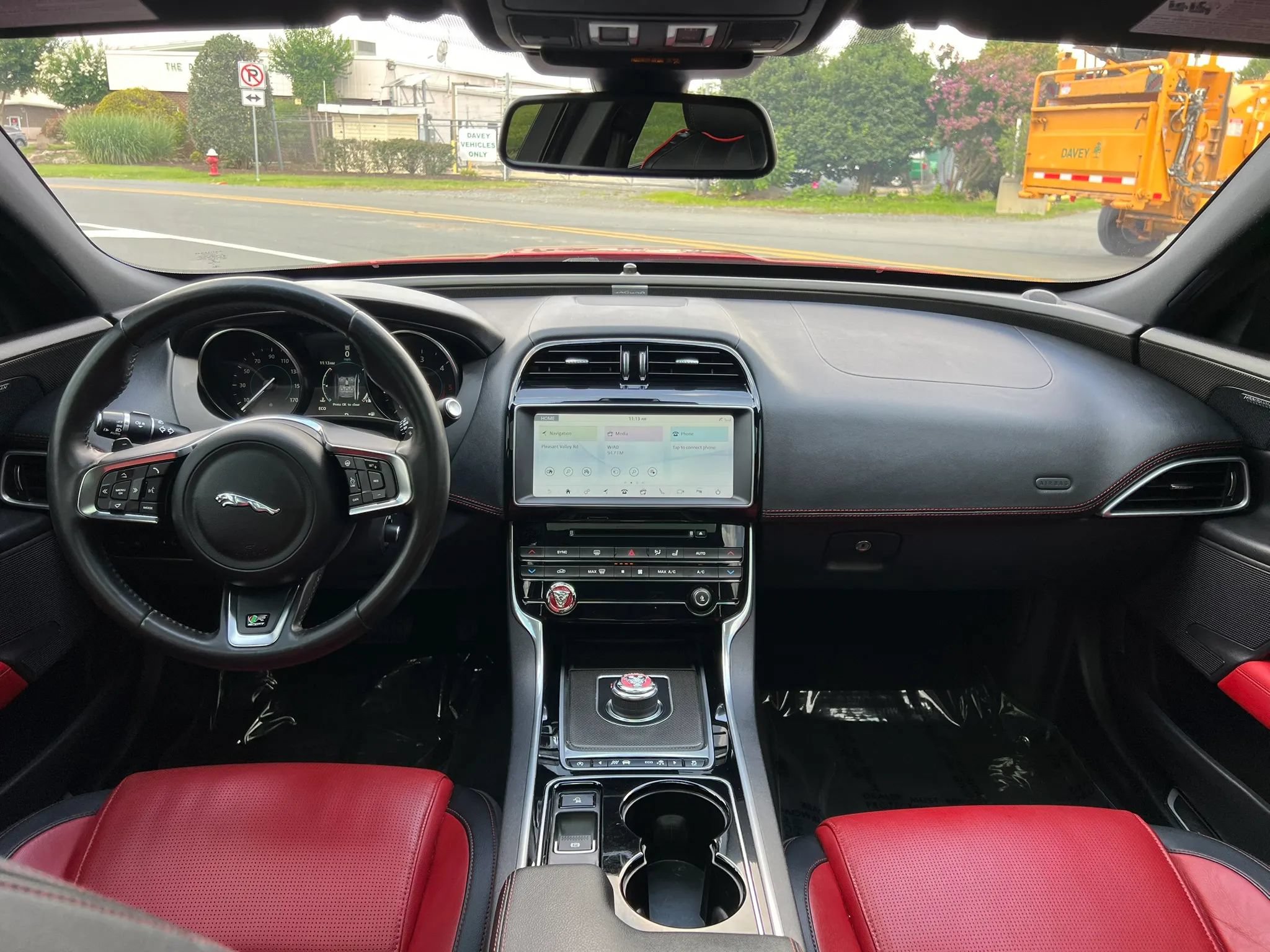 Used 2017 Jaguar XE R-Sport AWD/4WD image 21