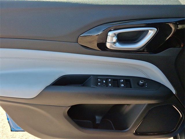 Used 2026 Jeep Compass Limited image 12