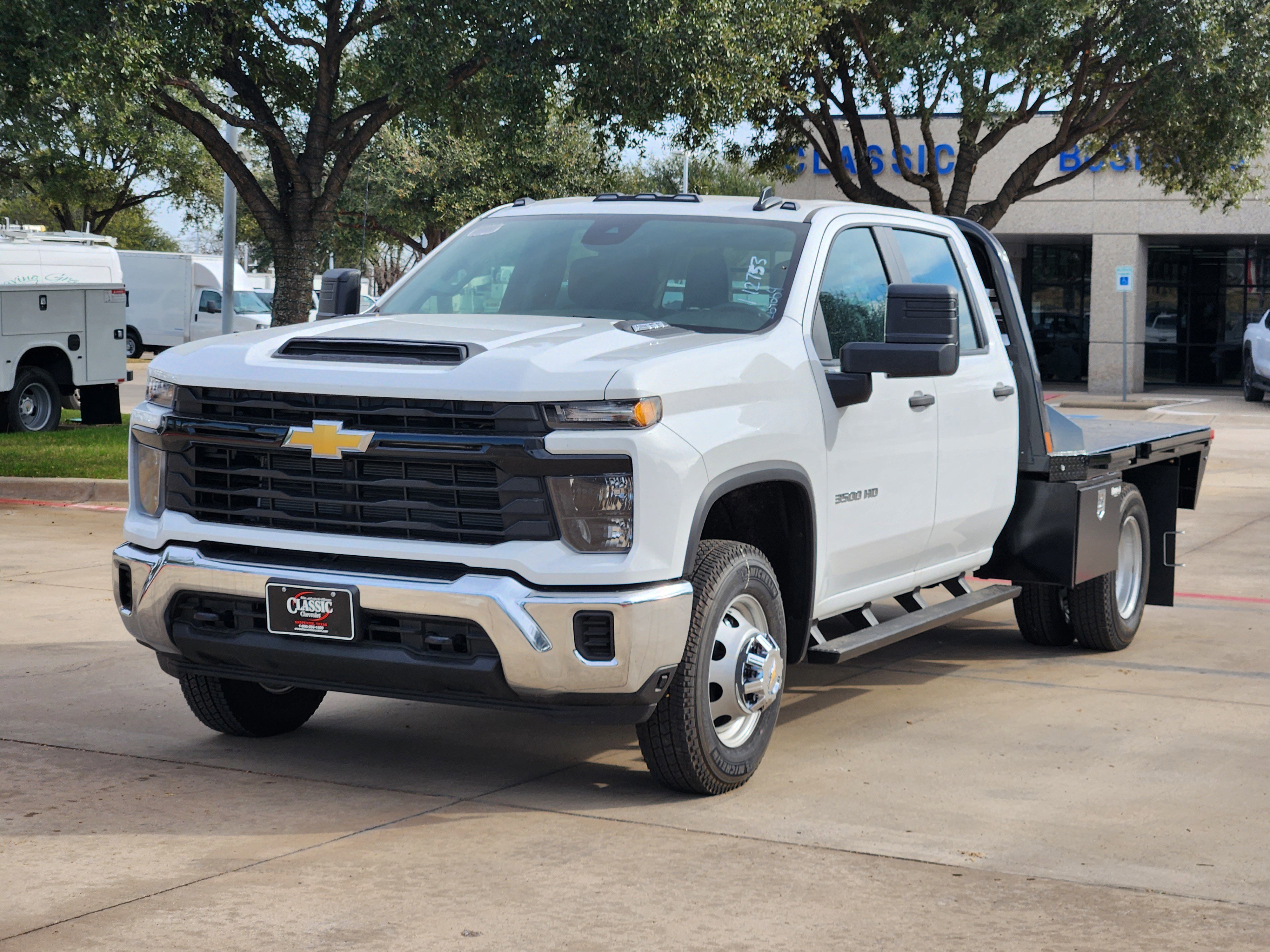 New 2025 Chevrolet Silverado 3500 W/T image 10