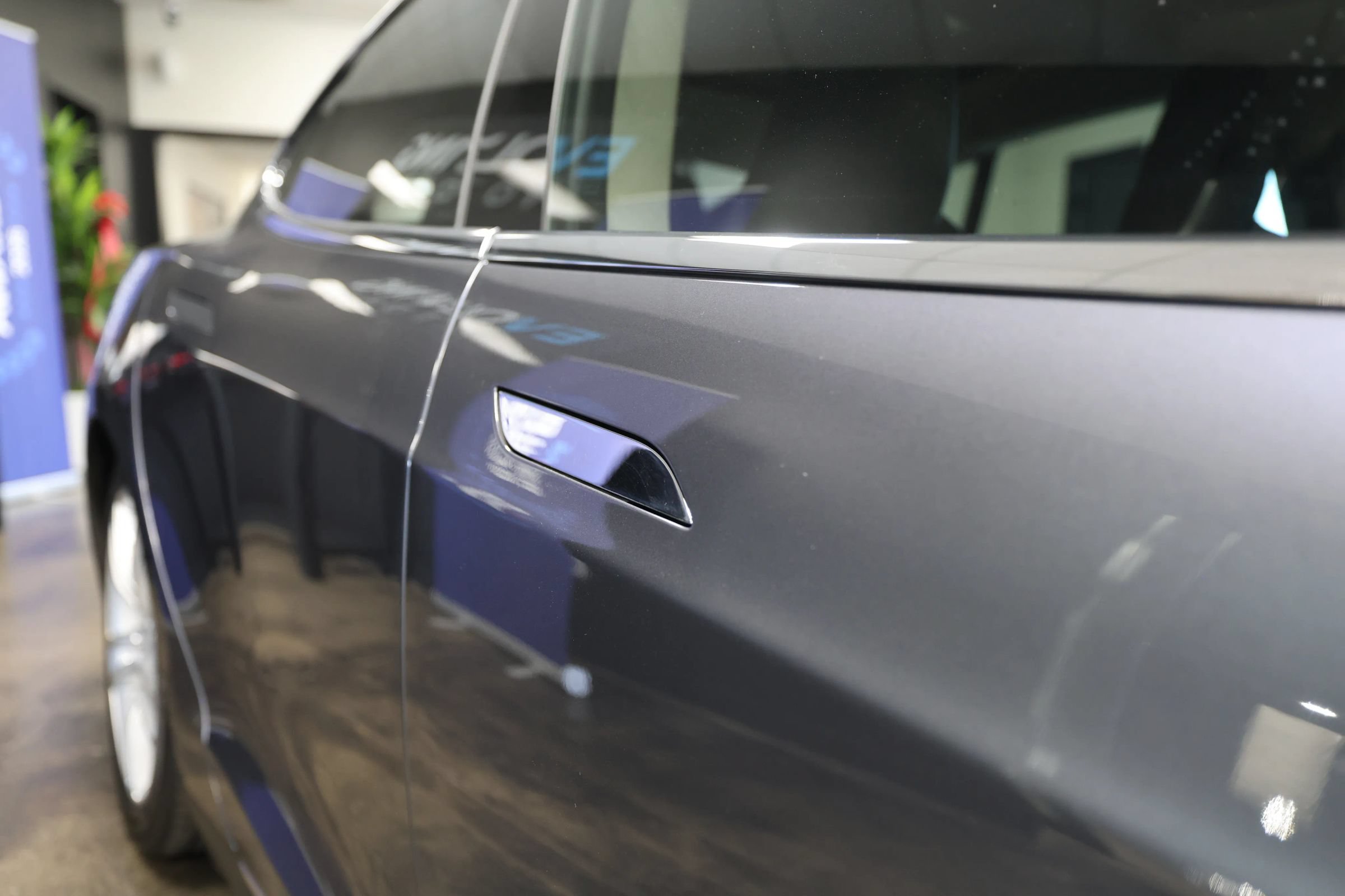 Used 2015 Tesla Model S 85D AWD/4WD image 18