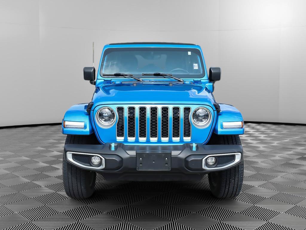 Used 2023 Jeep Wrangler Unlimited Sahara w/ Cold Weather Group AWD/4WD image 11