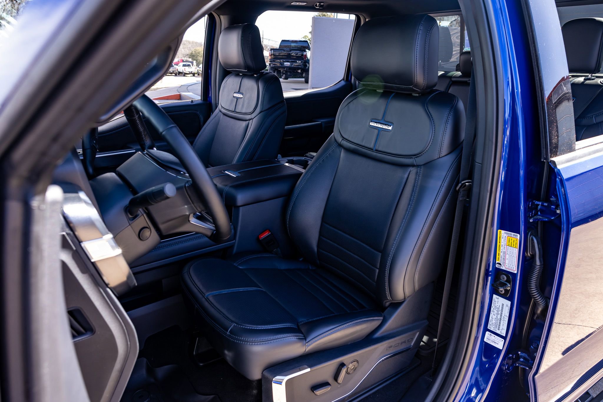 Used 2026 Ford F450 Platinum w/ FX4 Off-Road Package image 31