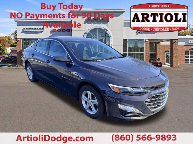 Used 2025 Chevrolet Malibu LS image 1