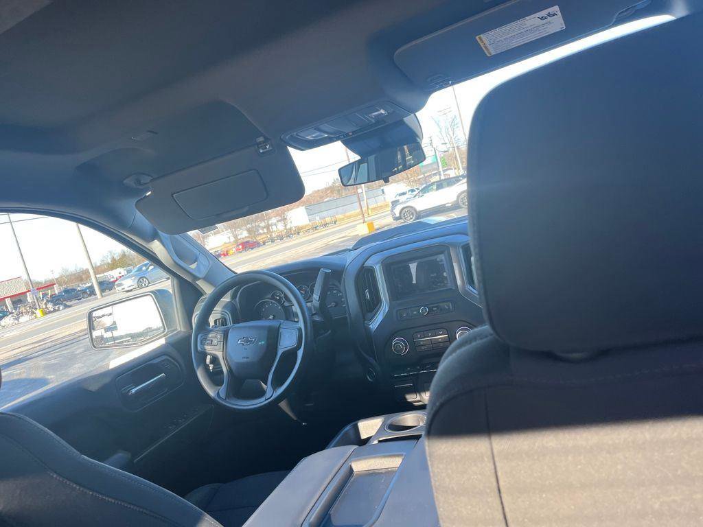 Used 2022 Chevrolet Silverado 1500 Custom Trail Boss image 26