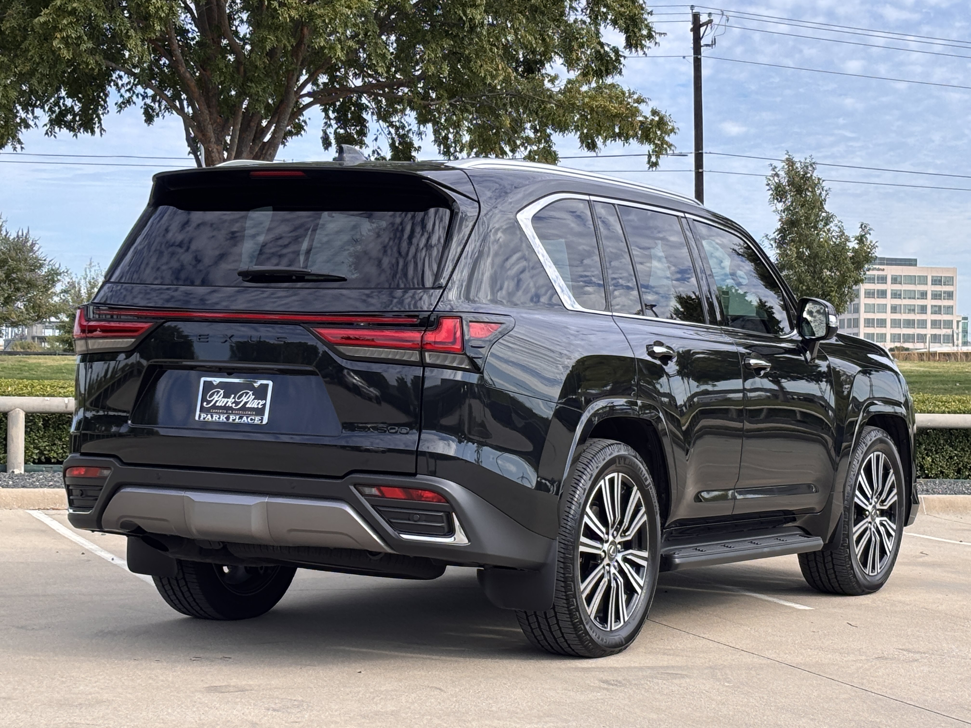 Certified 2026 Lexus LX 600 4WD w/ Accessory Package (Z1) image 2