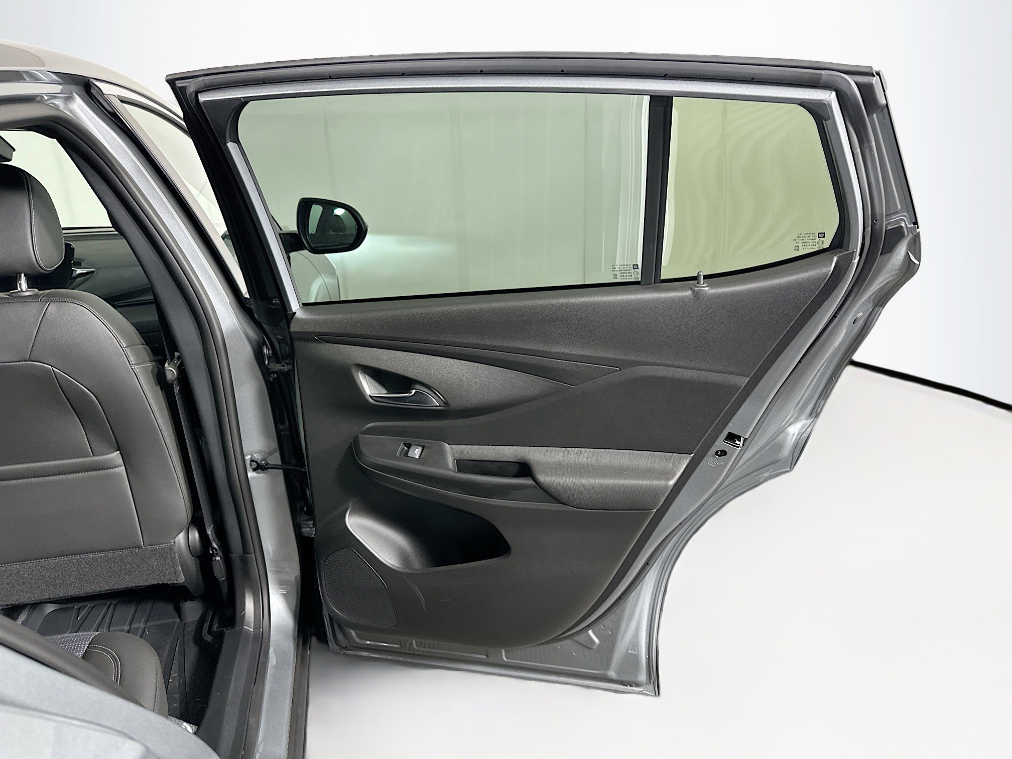 Used 2025 Buick Envista Preferred w/ Convenience I Package image 28