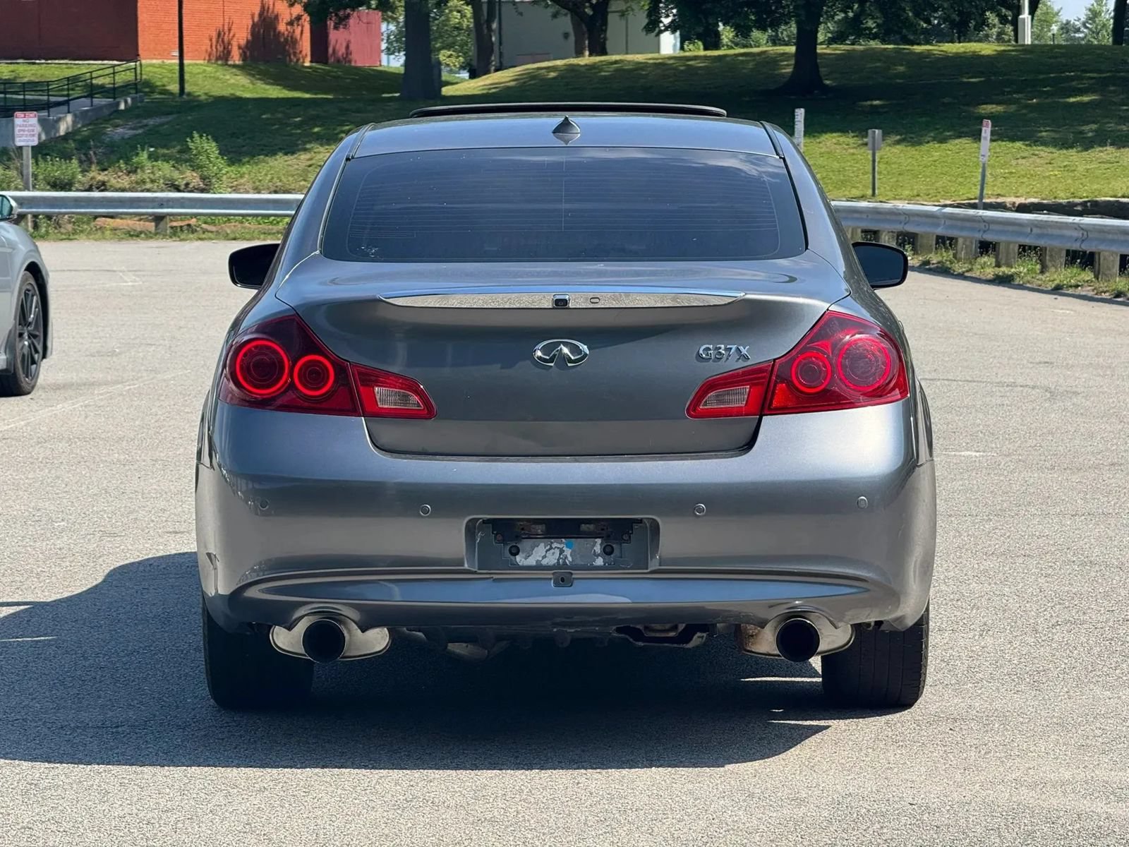 Used 2013 INFINITI G37 x Sedan w/ Premium Pkg AWD/4WD image 7