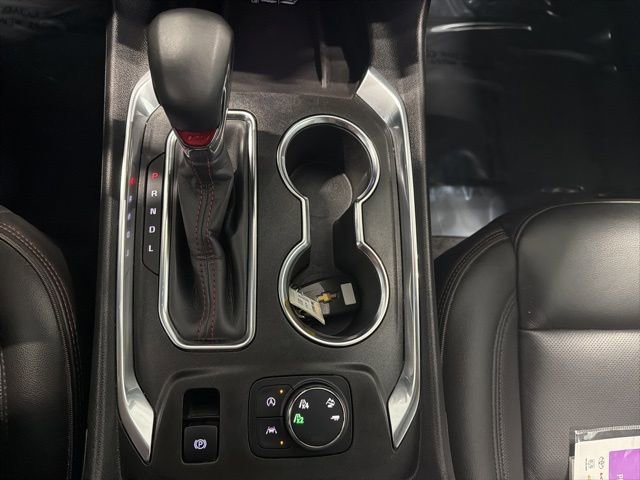 Used 2023 Chevrolet Traverse RS AWD/4WD image 19