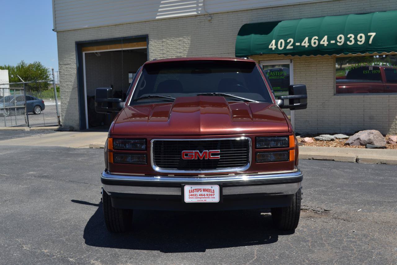 Used 1998 GMC Sierra 3500 4x4 Crew Cab w/ Marketing Option Pkg 3 image 2
