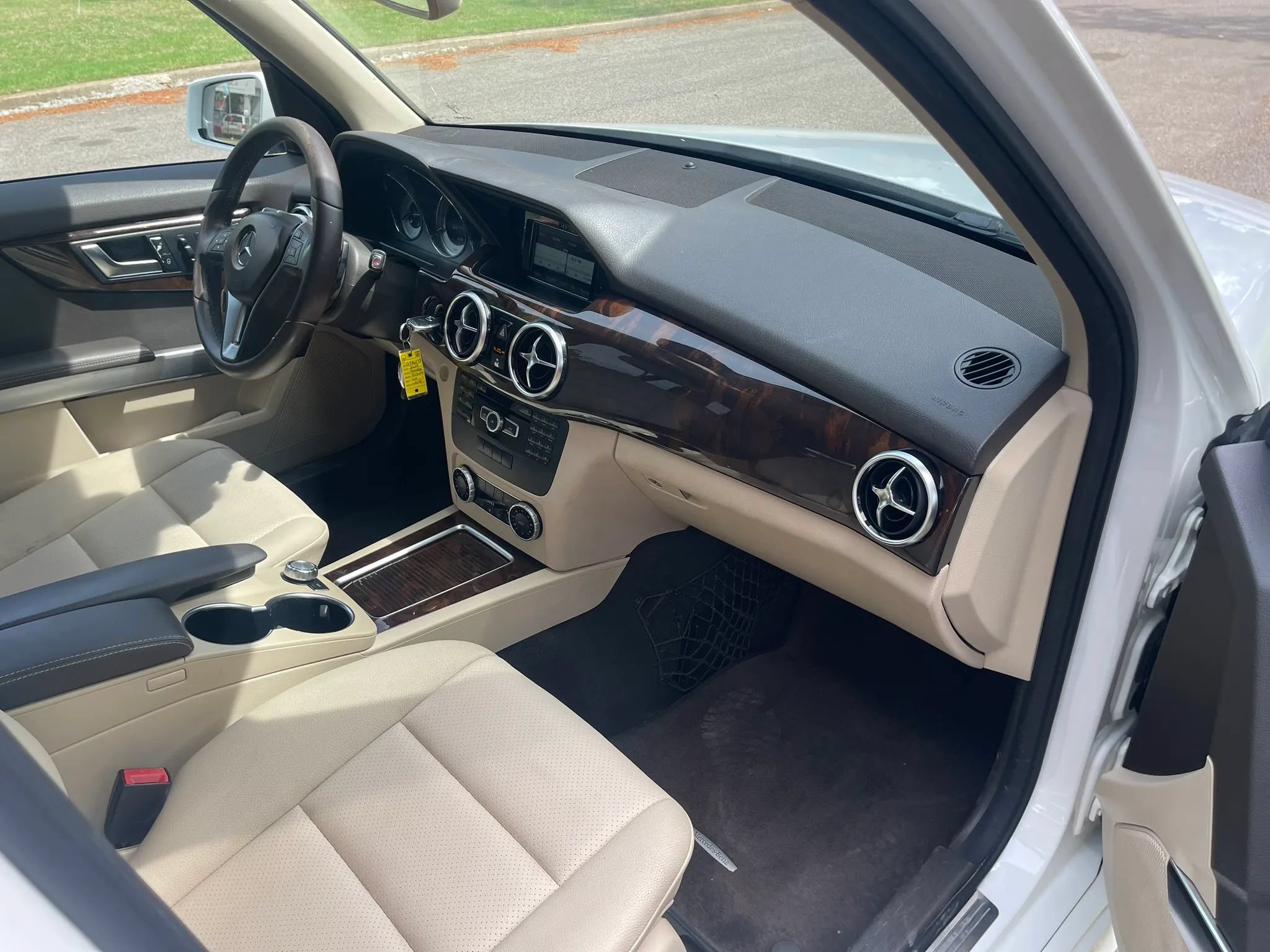 Used 2014 Mercedes-Benz GLK 250 BlueTEC 4MATIC image 14