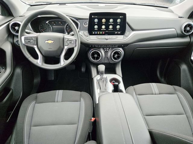 Used 2025 Chevrolet Blazer LT w/ Midnight/Sport Edition image 6