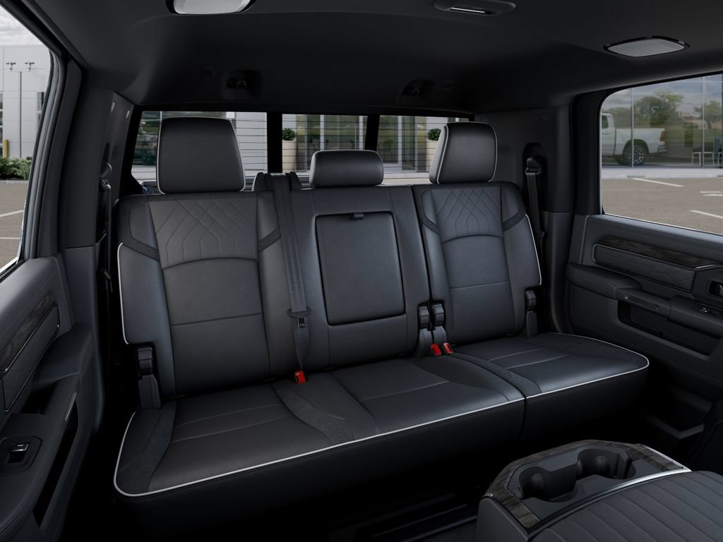 New 2025 RAM 2500 Limited AWD/4WD image 16