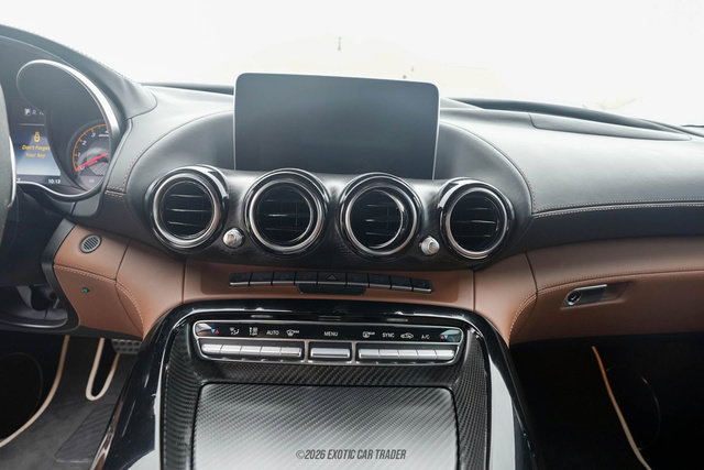 Used 2018 Mercedes-Benz AMG GT C image 32