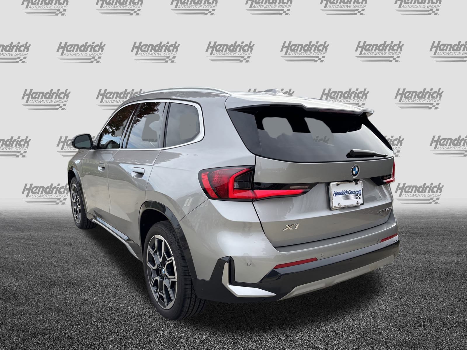 Certified 2025 BMW X1 xDrive28i w/ Convenience Package image 8