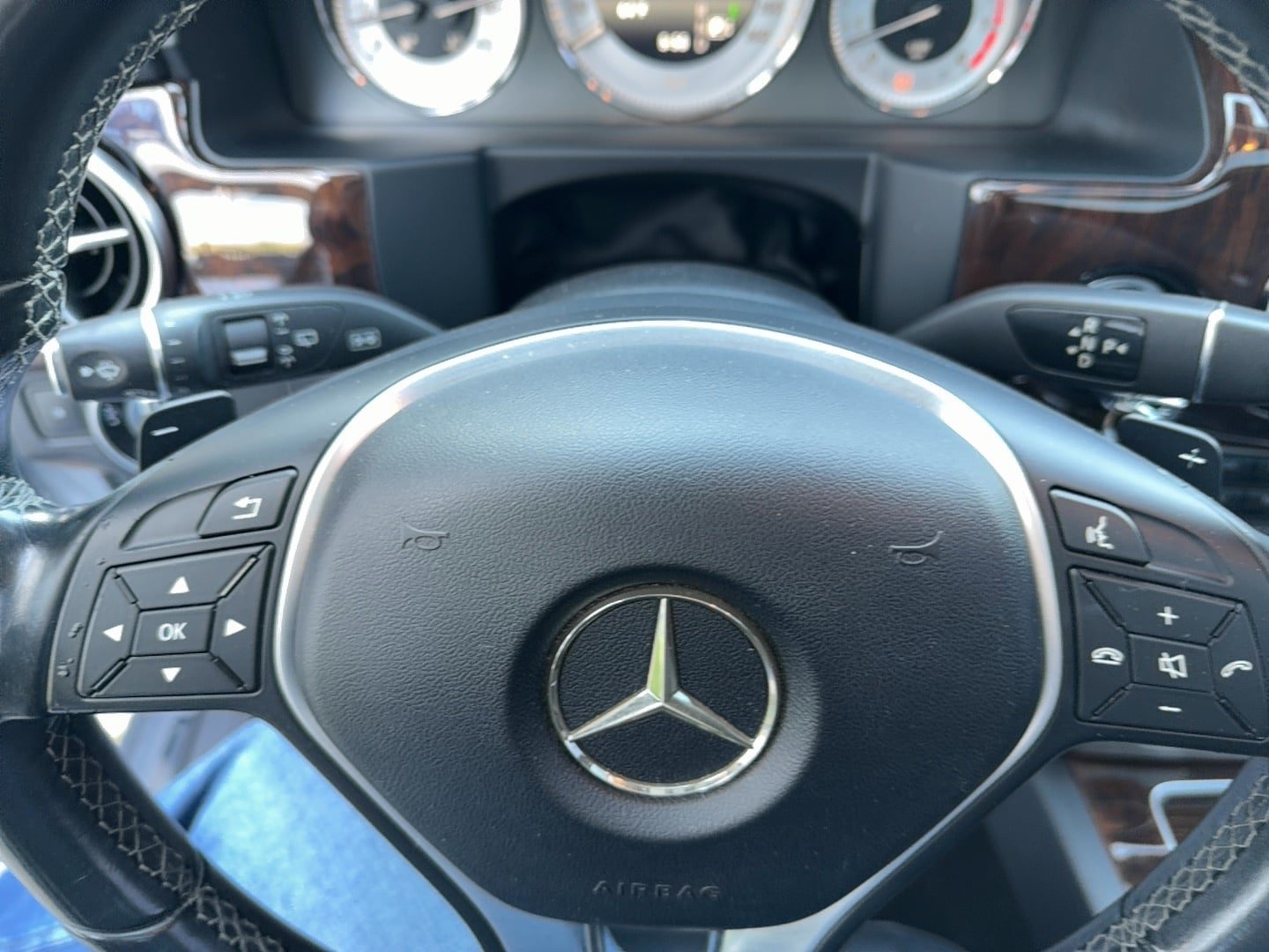 Used 2015 Mercedes-Benz GLK 350 4MATIC image 15