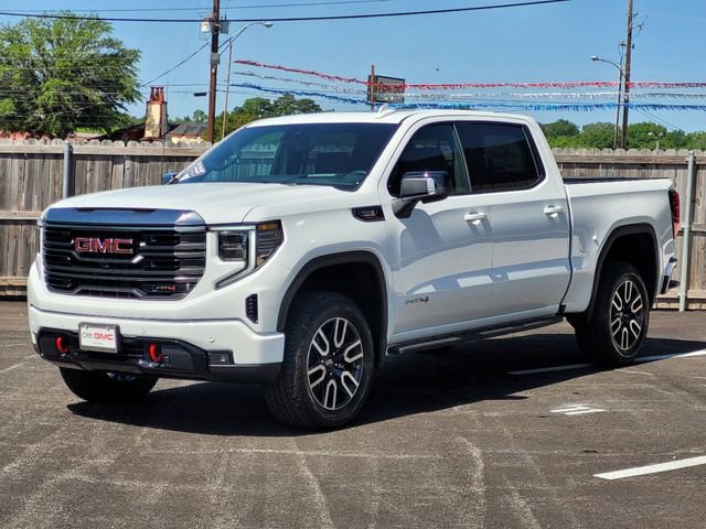 Used 2024 GMC Sierra 1500 AT4 w/ Technology Package image 3