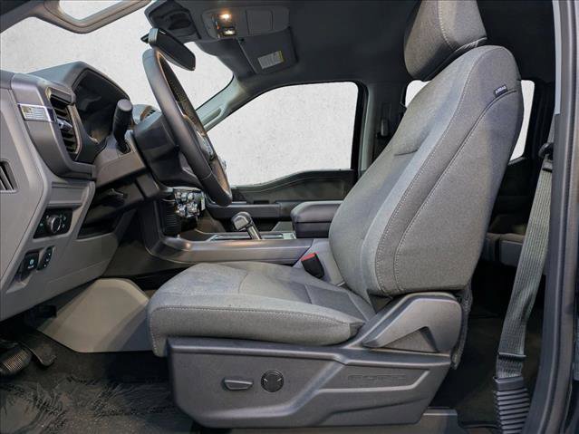 New 2025 Ford F150 Lightning XLT image 4