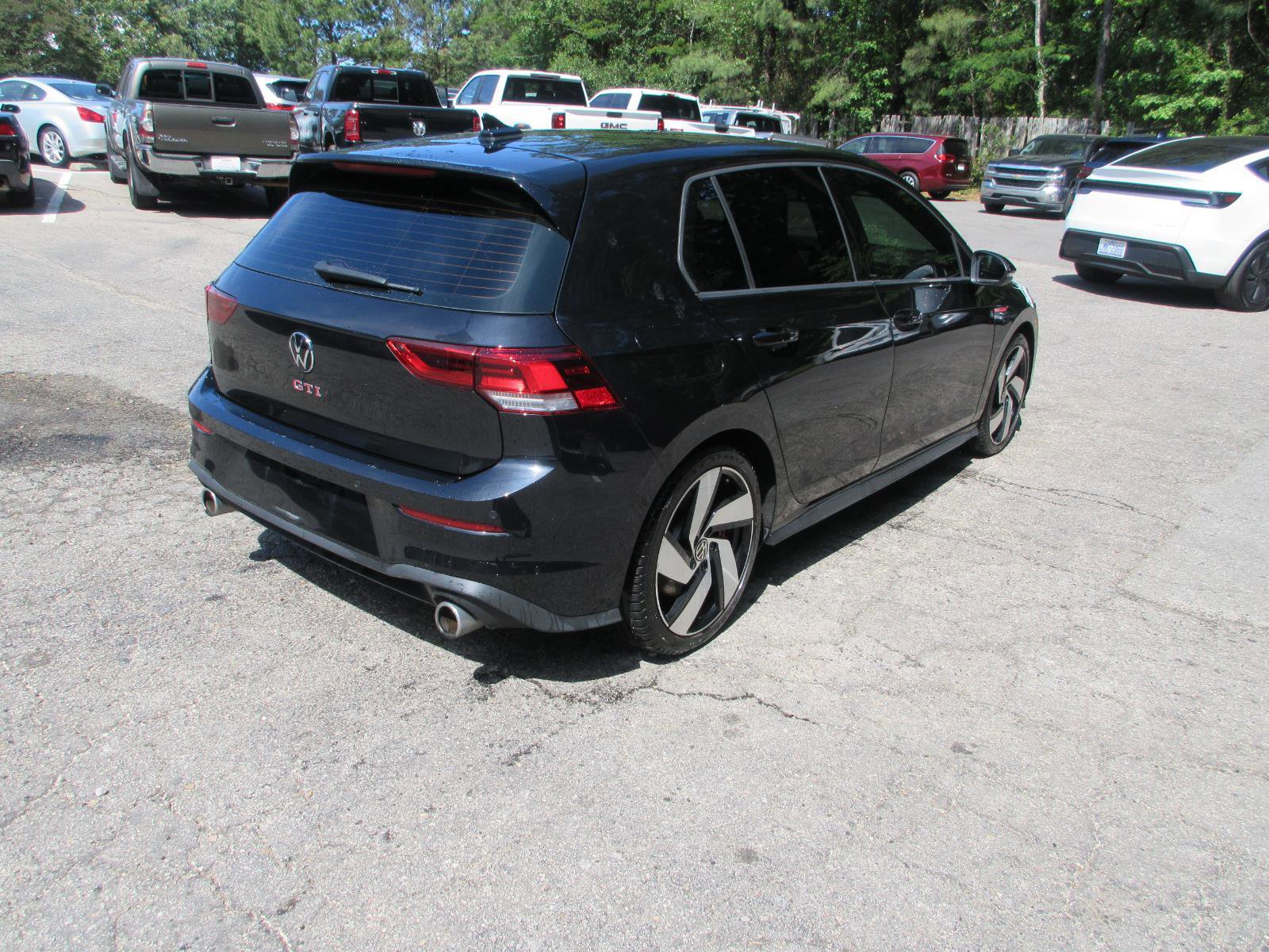 Used 2023 Volkswagen GTI SE FWD image 5