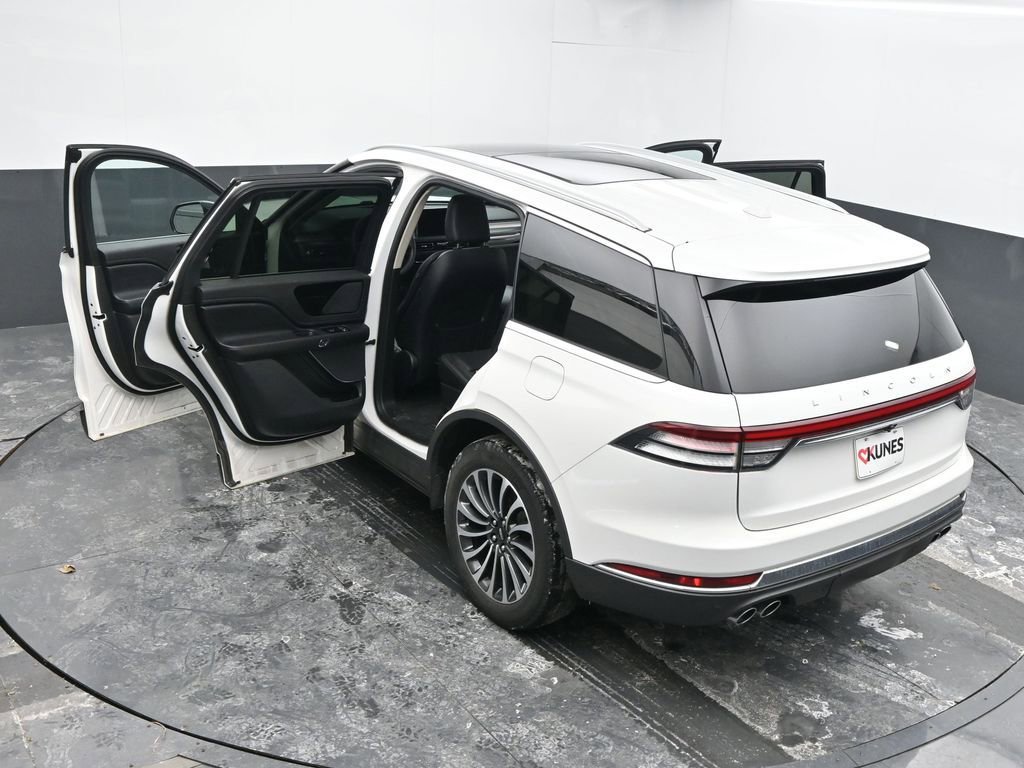 Used 2023 Lincoln Aviator AWD w/ Premium Package image 66