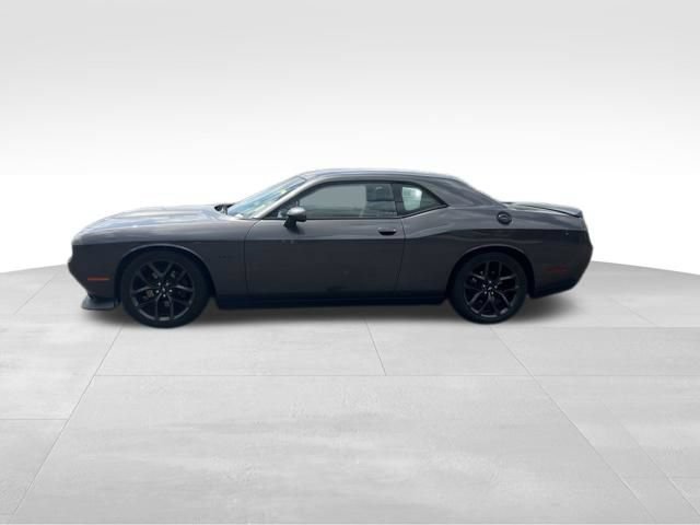 Used 2019 Dodge Challenger R/T w/ Driver Convenience Group RWD image 4